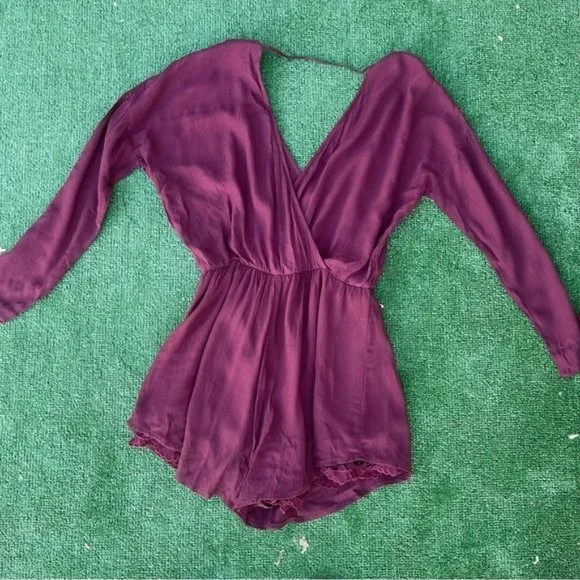 Burgundy Long Sleeve V-neck Romper with Crochet Details Size S - Picture 11 of 12